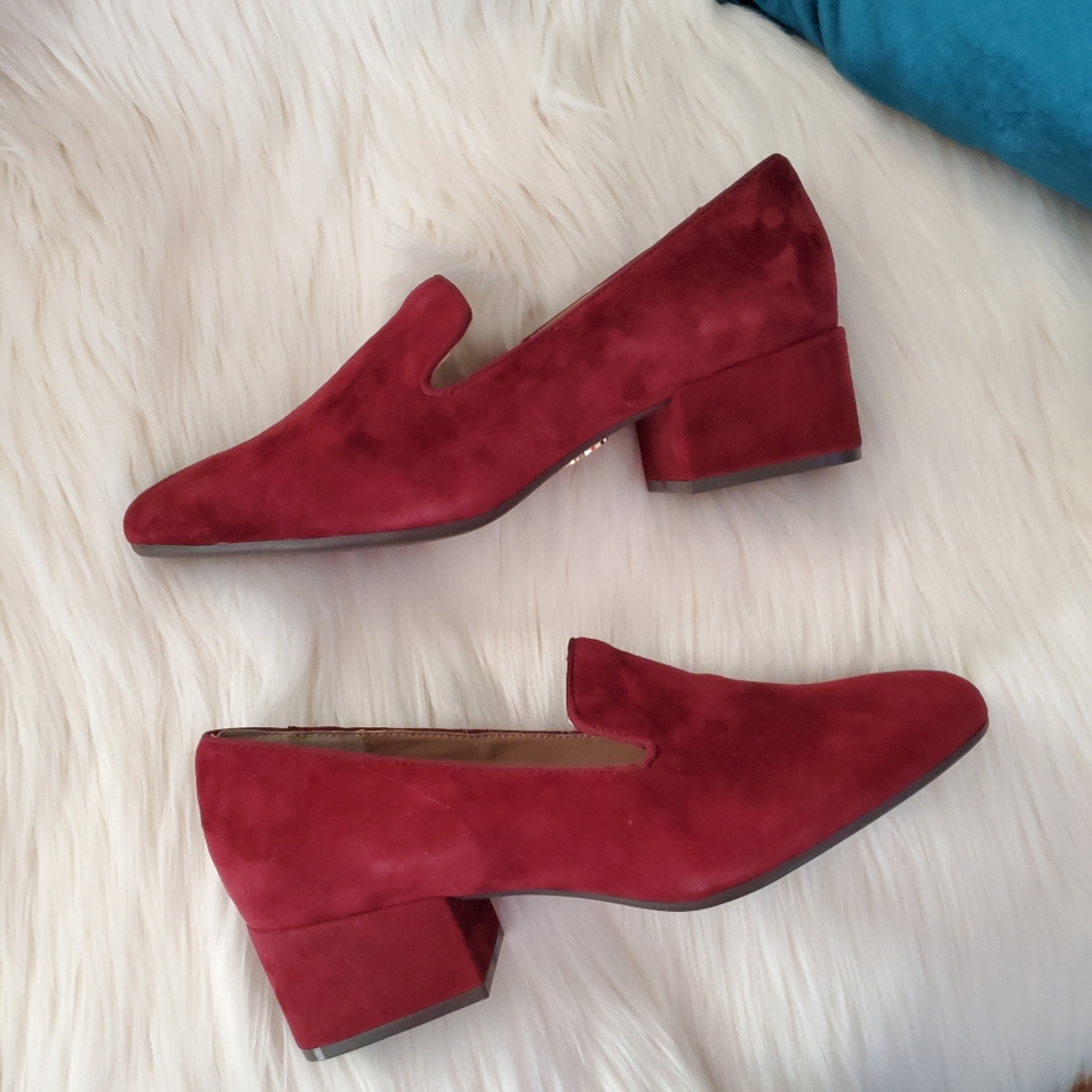 NEW Bettye Muller Breeda Suede Loafers - 8.5M - Picture 2 of 10